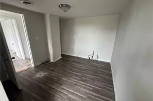 433 E 156th St, Loveland, OH 44110 - Photo 6