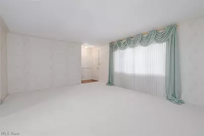 4720 Strouble Drive NW, Canton, OH 44718 - Photo 12