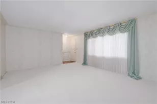 4720 Strouble Dr NW, Canton, OH 44718 - Photo 12