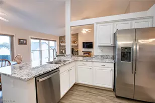 2052 Glenmont Dr, Brunswick, OH 44212 - Photo 8