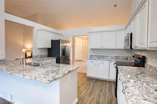 2052 Glenmont Dr, Brunswick, OH 44212 - Photo 6