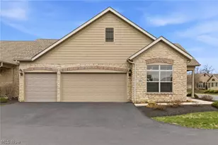 4001 Coventry Ln, Huron, OH 44839 - Photo 2