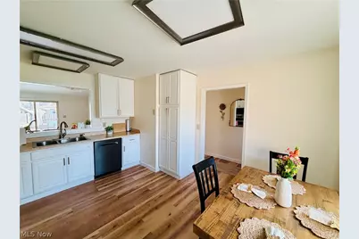 8760 Candlestick Lane, Dayton, OH 45424 - Photo 4