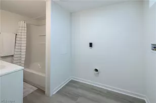 3379 Tullamore Rd, Cleveland Heights, OH 44118 - Photo 34