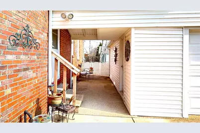 32706 Lake Shore Boulevard, Willowick, OH 44095 - Photo 22