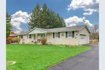 2903 Northview Road, Uniontown, OH 44685 - Photo 2