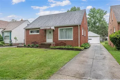 5670 Cherokee Drive, Lyndhurst, OH 44124 - Photo 2