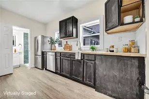 2160 Fulton Rd, Loveland, OH 44113 - Photo 14