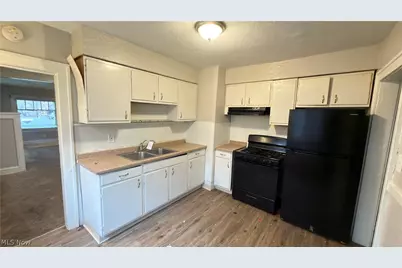 3423 E 137th Street, Loveland, OH 44120 - Photo 10