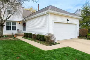 390 Blair Cir, Aurora, OH 44202 - Photo 1