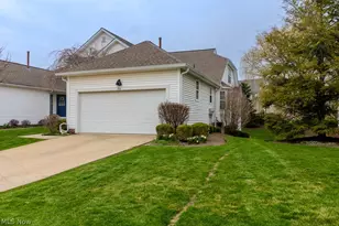 390 Blair Cir, Aurora, OH 44202 - Photo 40