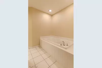 390 Blair Circle, Aurora, OH 44202 - Photo 20