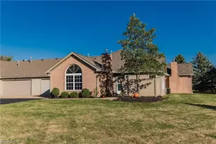 2851 Patriots Path, Alliance, OH 44601 - Photo 2