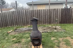 250 29th St NW, Barberton, OH 44203 - Photo 6