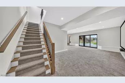 2071 Lanterman Circle, Hinckley, OH 44233 - Photo 28