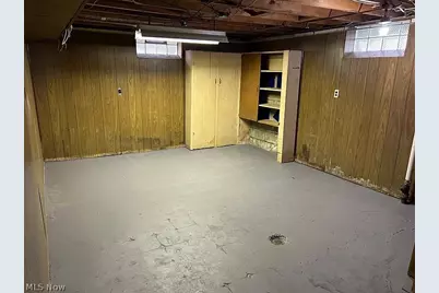 4133 Eastwood Lane, Warrensville Heights, OH 44122 - Photo 12