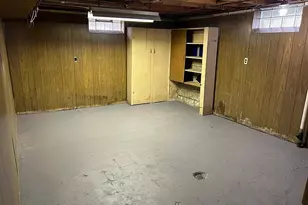 4133 Eastwood Ln, Warrensville Heights, OH 44122 - Photo 12