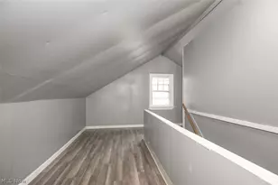 7915 Vineyard Ave, Loveland, OH 44105 - Photo 20