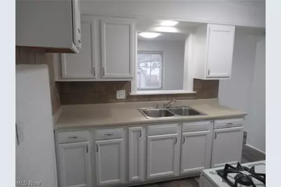 1616 Douglas Road, Wickliffe, OH 44092 - Photo 14