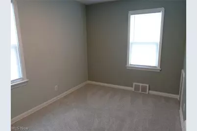 2506 Torrington Avenue, Parma, OH 44134 - Photo 18