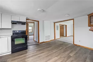 214 Linden St, Port Clinton, OH 43452 - Photo 4