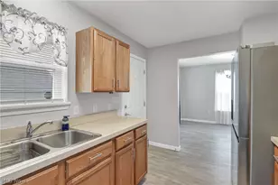 3241 W 50th St, Loveland, OH 44102 - Photo 18