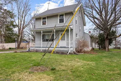 255 E 42nd Street, Lorain, OH 44052 - Photo 2