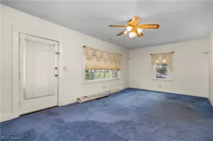 255 E 42nd St, Lorain, OH 44052 - Photo 20