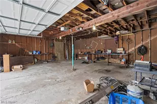 255 E 42nd St, Lorain, OH 44052 - Photo 42