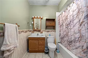 255 E 42nd St, Lorain, OH 44052 - Photo 22