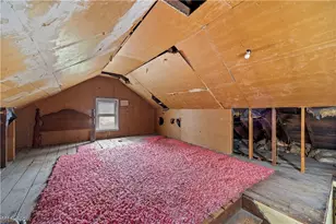 255 E 42nd St, Lorain, OH 44052 - Photo 34