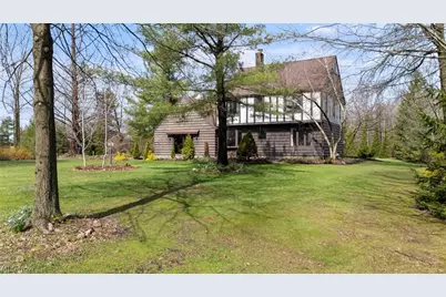 10889 Wilson Mills Road, Chardon, OH 44024 - Photo 44