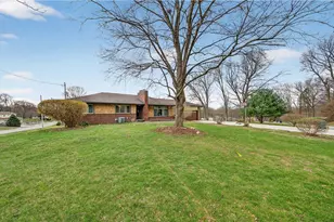 1952 Caroline Ave, Norton, OH 44203 - Photo 2