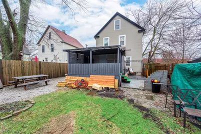 15301 Daniel Avenue, Loveland, OH 44110 - Photo 4