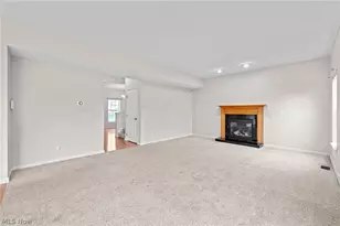 159 Stone Ridge Way, Berea, OH 44017 - Photo 10