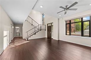 2044 Random Rd, Loveland, OH 44106 - Photo 4