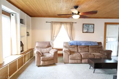 330 E Central Avenue, Ravenna, OH 44266 - Photo 6