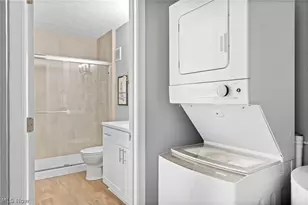 10526 Clifton Blvd, Loveland, OH 44102 - Photo 10