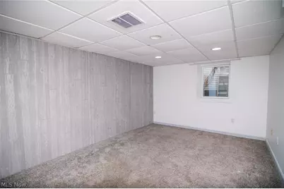 604 Pine Valley Drive, Steubenville, OH 43952 - Photo 42