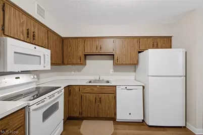 4187 Columbia Road, North Olmsted, OH 44070 - Photo 8