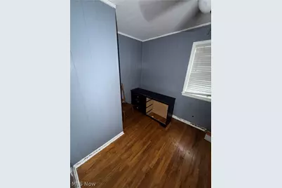 654 E 240 Street, Euclid, OH 44123 - Photo 12