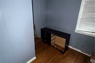 654 E 240th St, Euclid, OH 44123 - Photo 12