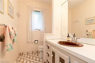 25235 Penshurst Dr, Beachwood, OH 44122 - Photo 24