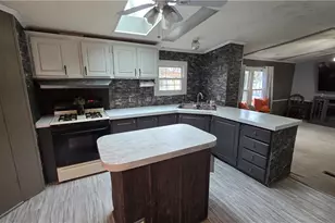 6465 Linda, Ravenna, OH 44266 - Photo 10