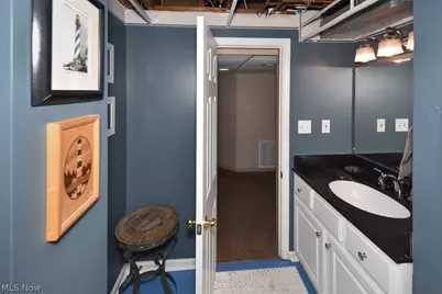 1712 Wright, Rocky River, OH 44116 - Photo 36