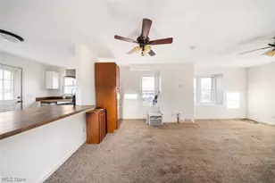 615 W Spruce Ave, Ravenna, OH 44266 - Photo 12