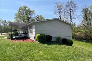 56877 Skyline Dr, Senecaville, OH 43780 - Photo 4