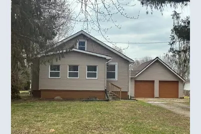 792 Allison Avenue NW, Warren, OH 44483 - Photo 1