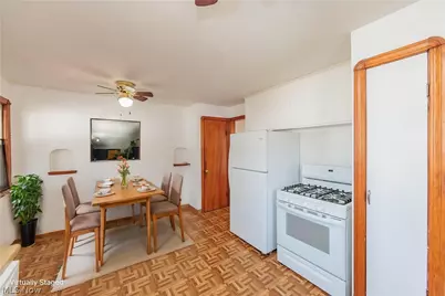 18119 Windward Road, Loveland, OH 44119 - Photo 6