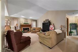 2187 Old Elm St NE, Canton, OH 44721 - Photo 2